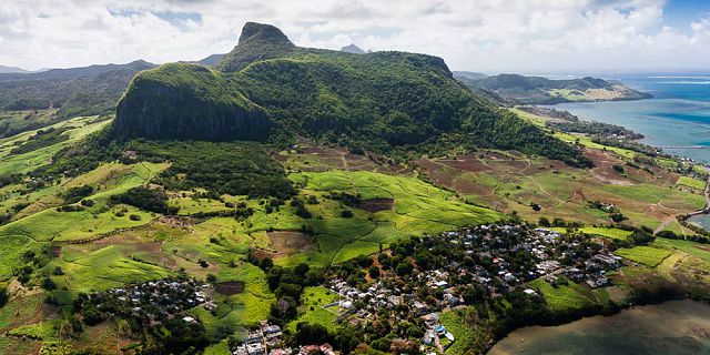 Mauritius waterfalls aerial tour (5)